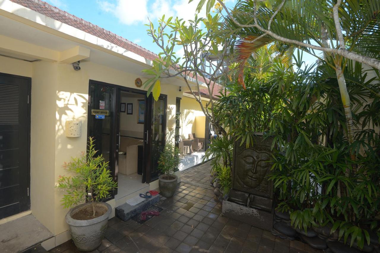 Andari Legian Hotel Бали Экстерьер фото