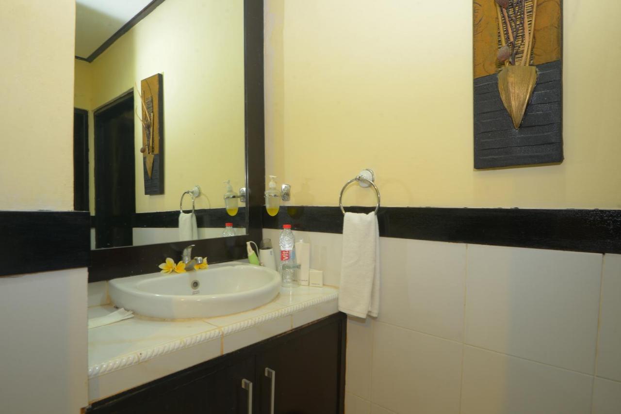 Andari Legian Hotel Бали Экстерьер фото