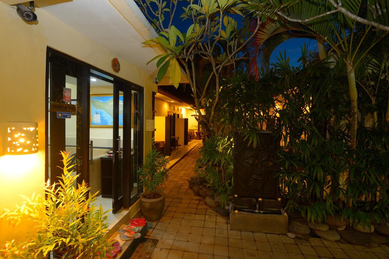 Andari Legian Hotel Бали Экстерьер фото